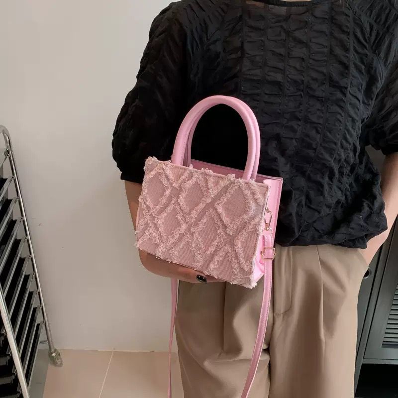 Mini quilted diamond pattern handbag